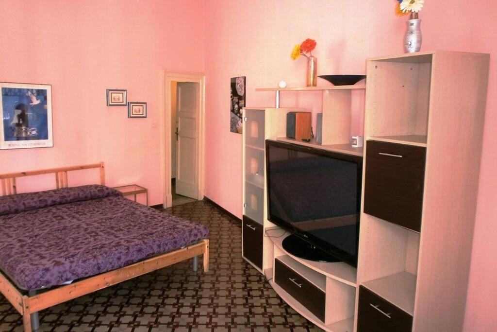 Three Rooms Near Central Station Catane Extérieur photo